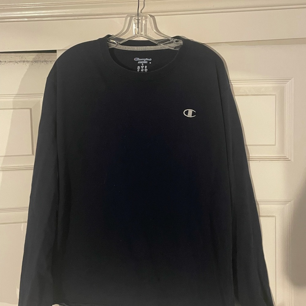 Champion long sleeve shirt